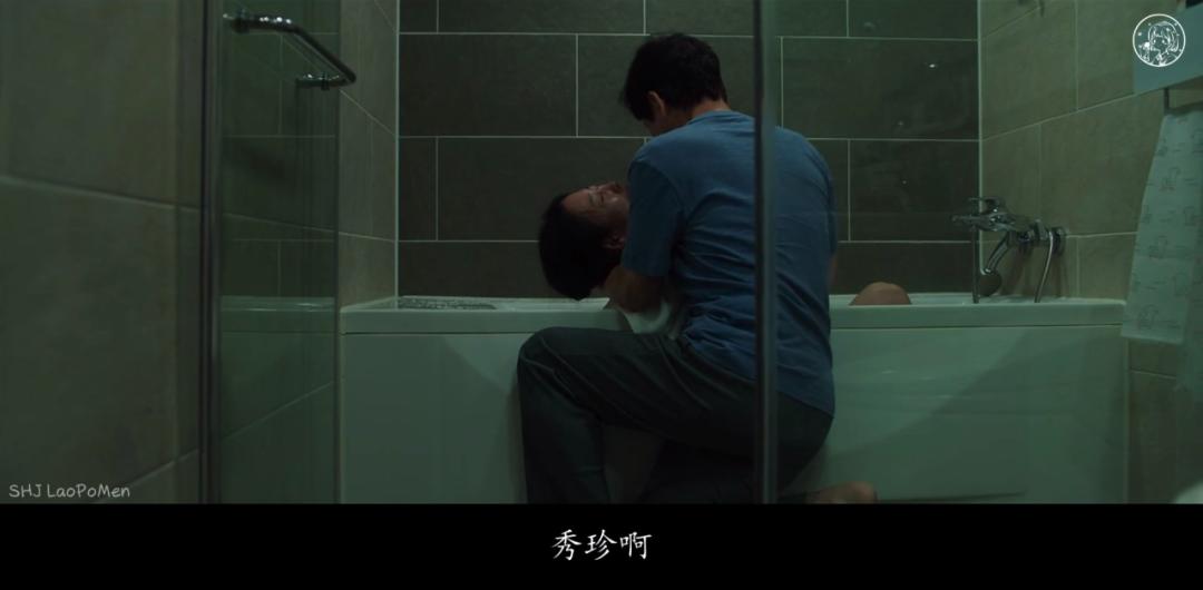 她全程「卖惨」，但抱歉，我骂不出来