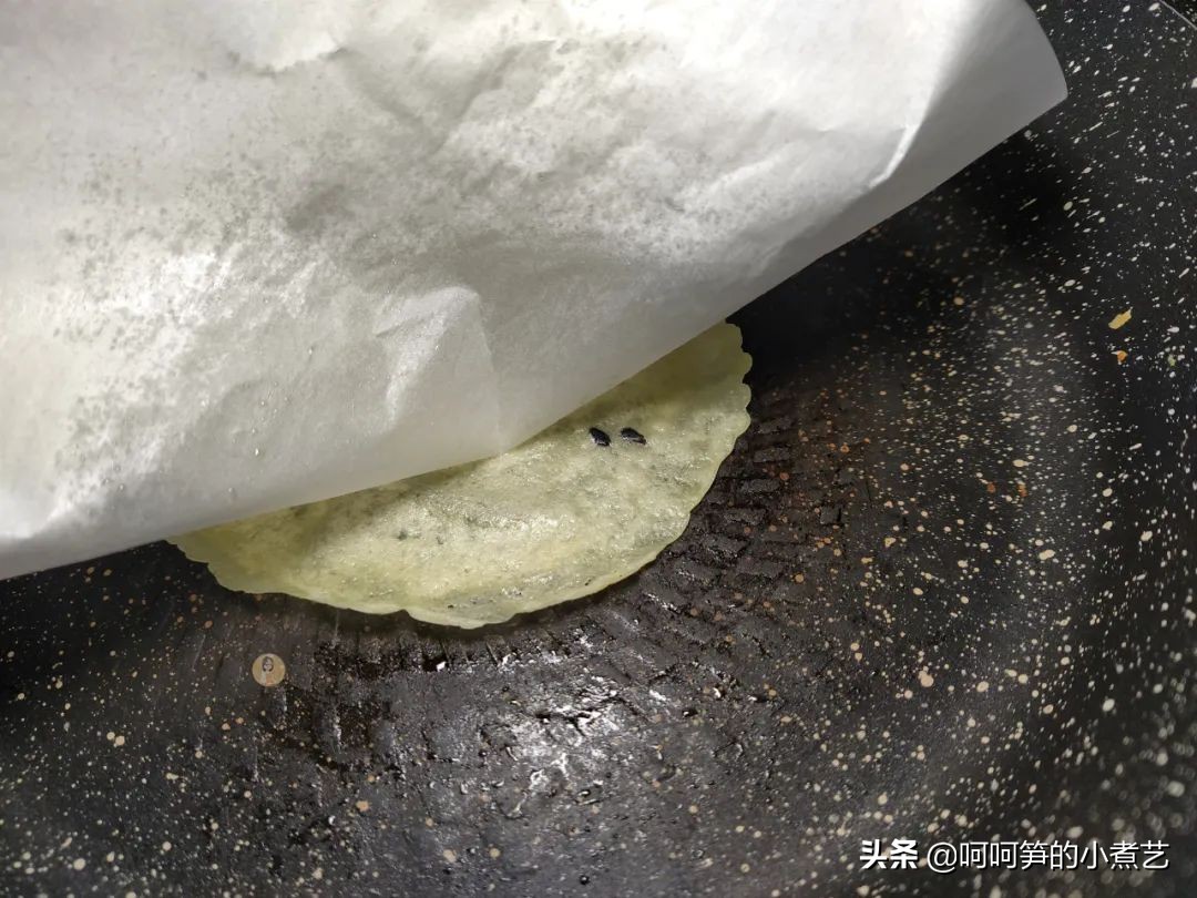 平底锅如何做蛋卷全过程,平底锅蛋卷的做法不用油纸