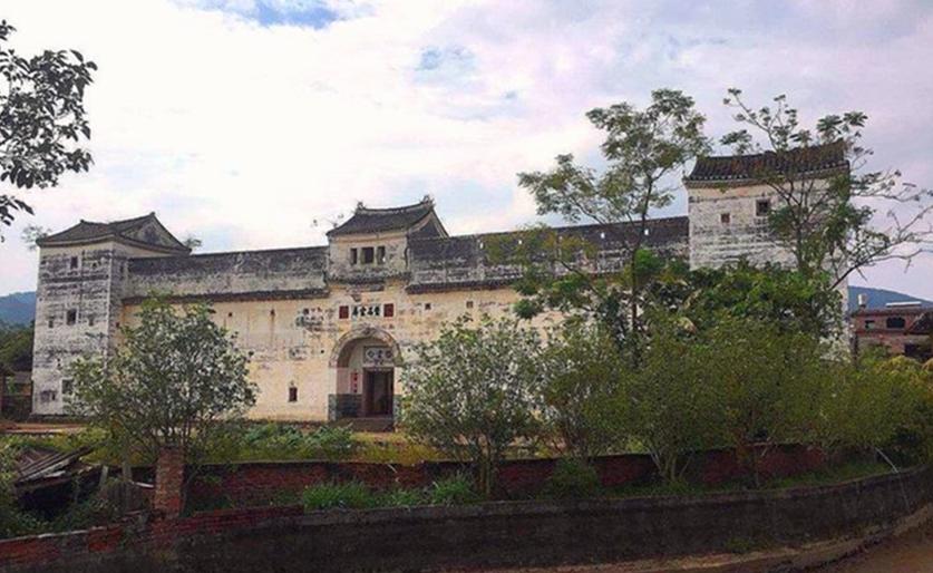 1984年，*小平邓**接见唐进新，闲聊时谈起江西，*小平邓**开了一个玩笑