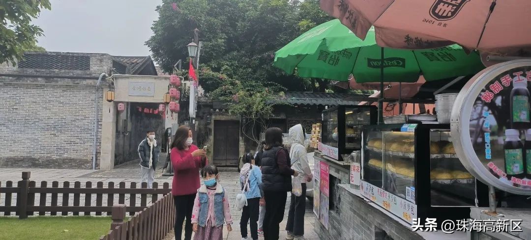 古色古香的明清风格的美食古街,古街古巷古村落风景到此一游