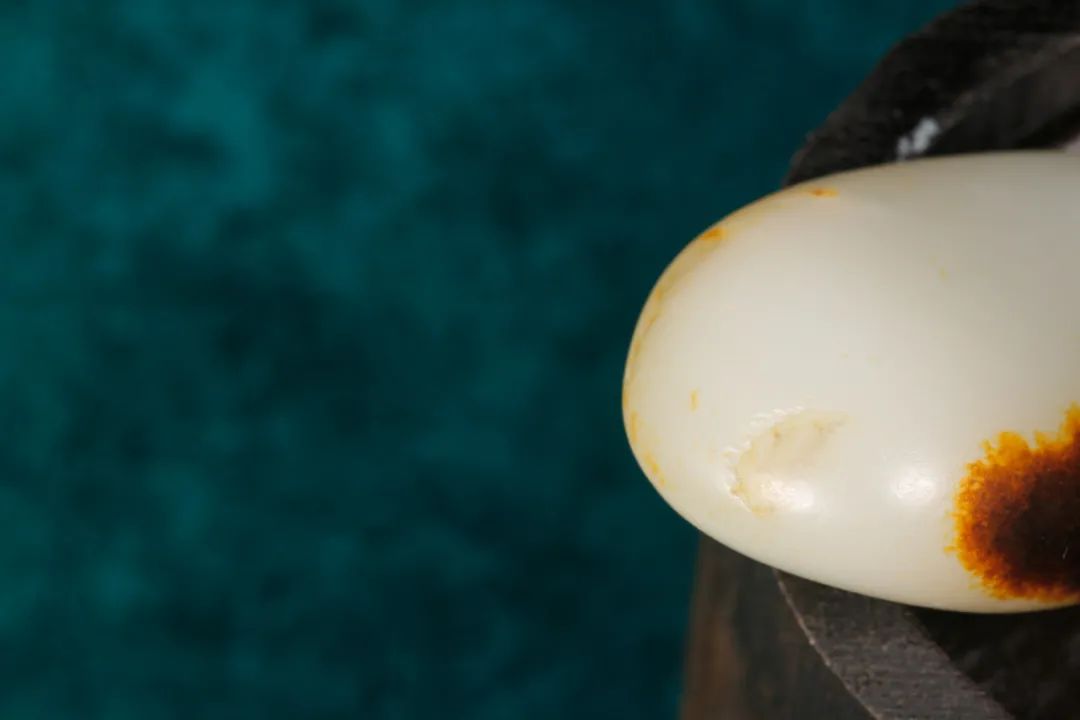 和田玉容易摔出裂纹吗,和田玉籽料有裂正常吗