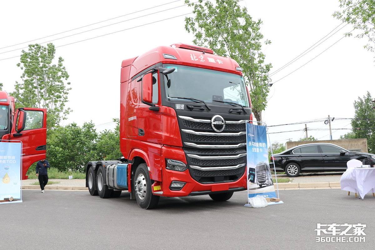 汕德卡4x2牵引车采埃孚540马力,采埃孚重卡amt怎么样