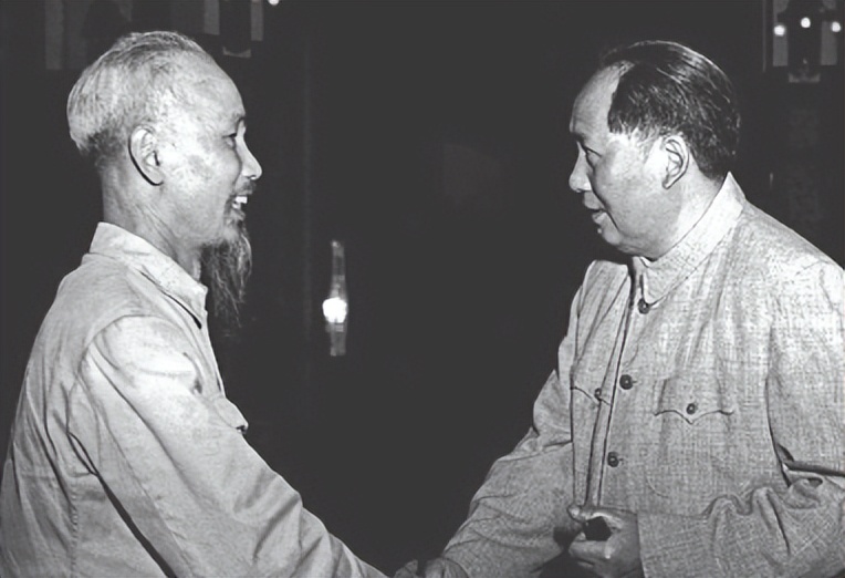 屠呦呦在四川找抗疟疾方子,屠呦呦关于青蒿素的文章