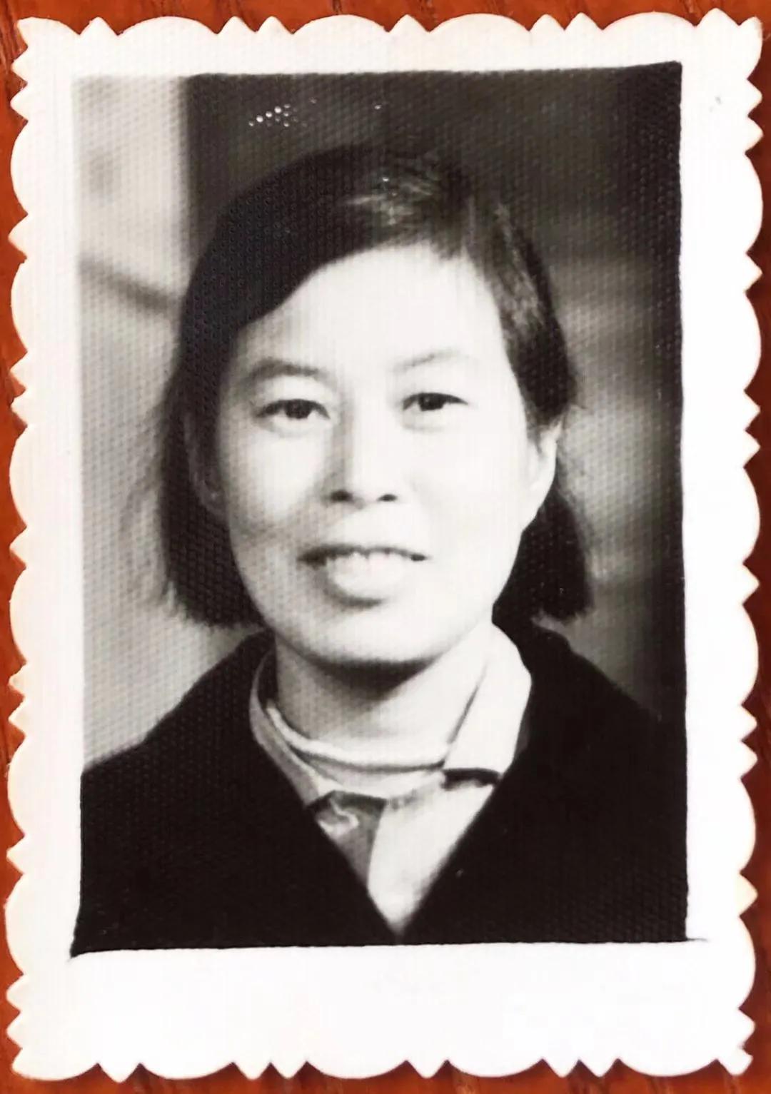 巧手女工,巧手女