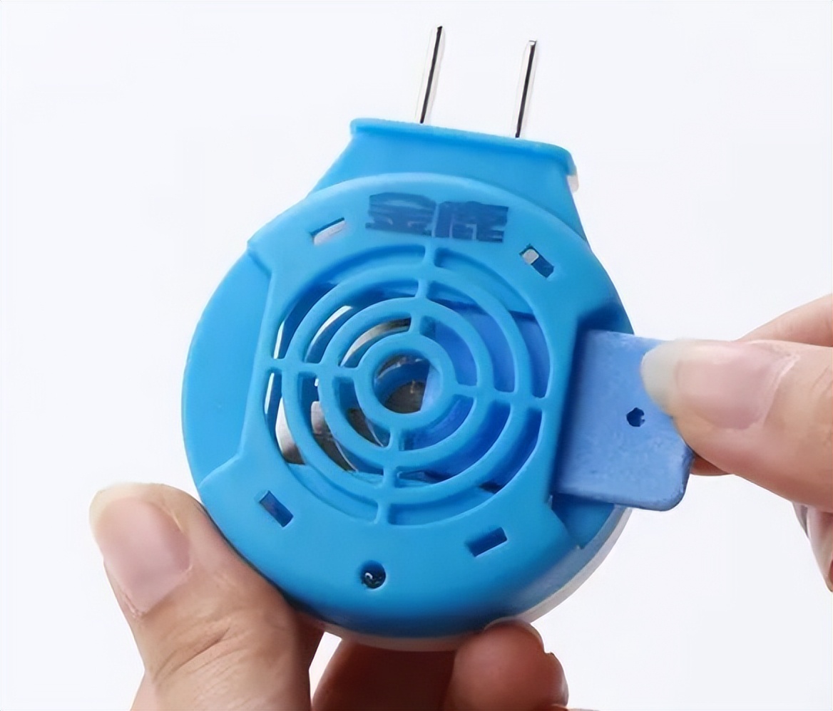 壹邦小知识：电蚊香片是杀死蚊子还是驱赶蚊子电蚊香片一片用多久