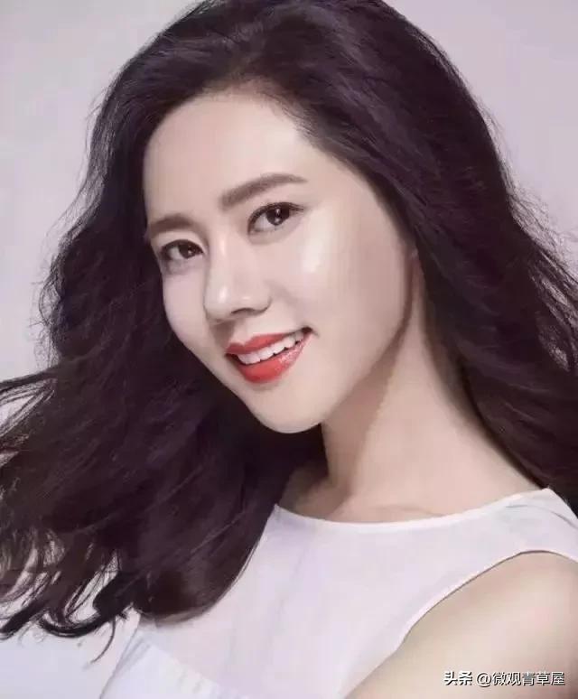 韩国民众向土耳其捐赠大量衣服,韩国对土耳其捐赠旧衣服