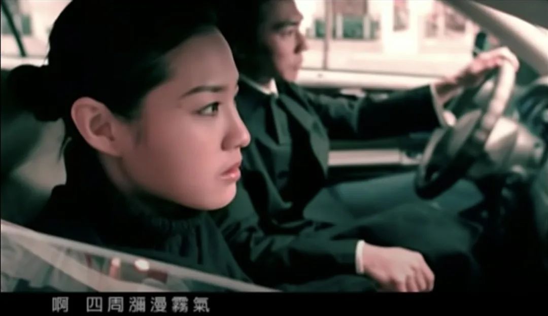 刘畊宏直播宣传邓紫棋启示录,刘畊宏顶流启示录