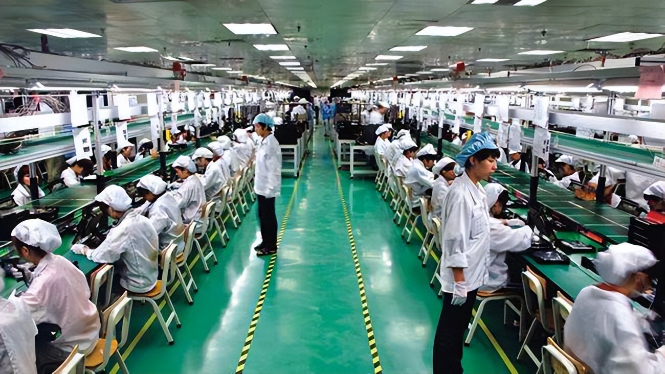 越南媒体炫耀富士康开新工厂网友争论：制造工厂是不是低端产能？