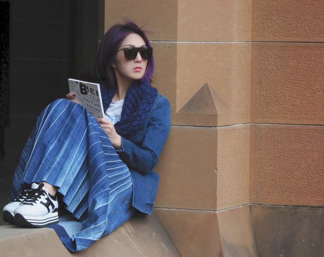 放下来活下去杨千嬅,杨千嬅坚强勇敢的时候