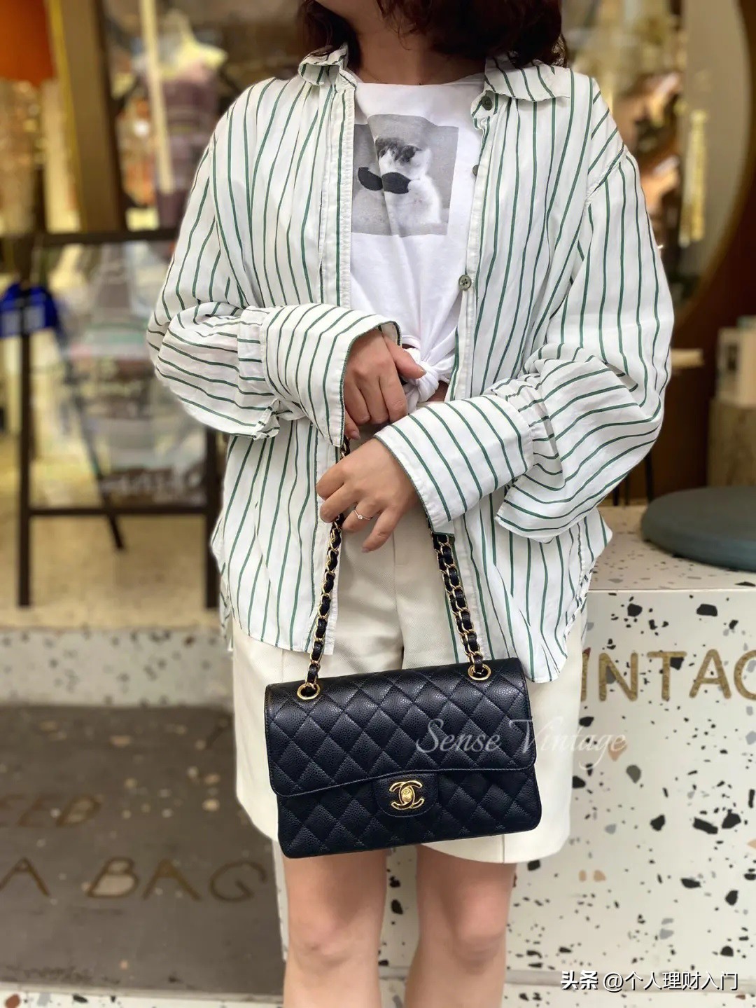 净资产1000万元以上的高净值家庭的女性，喜欢的奢侈品包包。