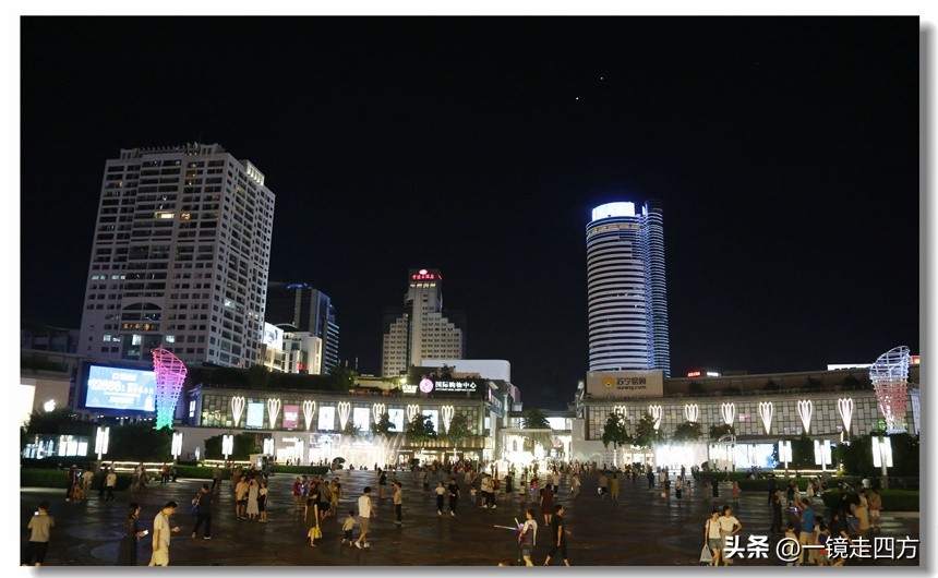 宁波天一购物广场,宁波特色天一广场