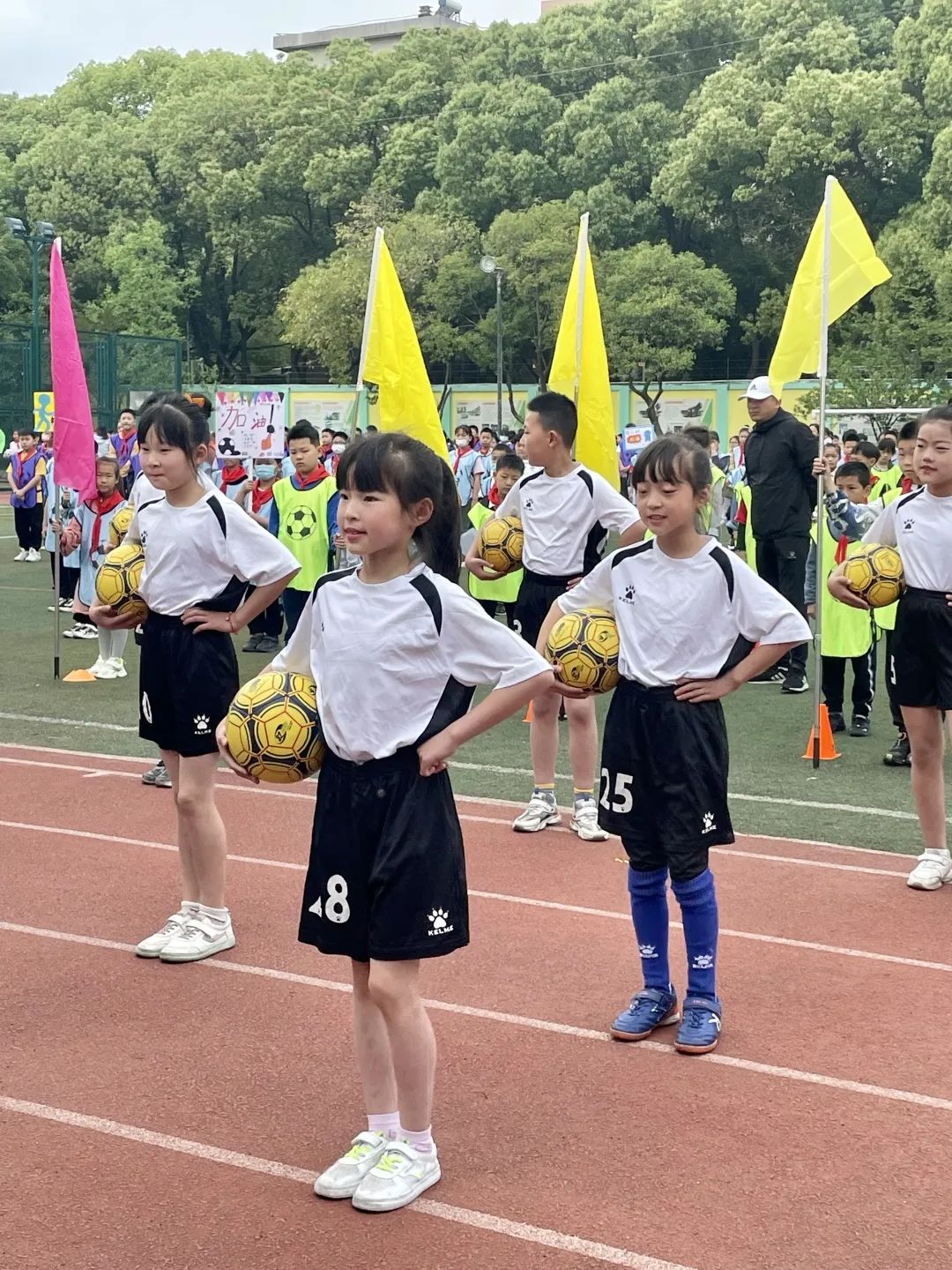 南京扬子小学足球,南京扬子二小学