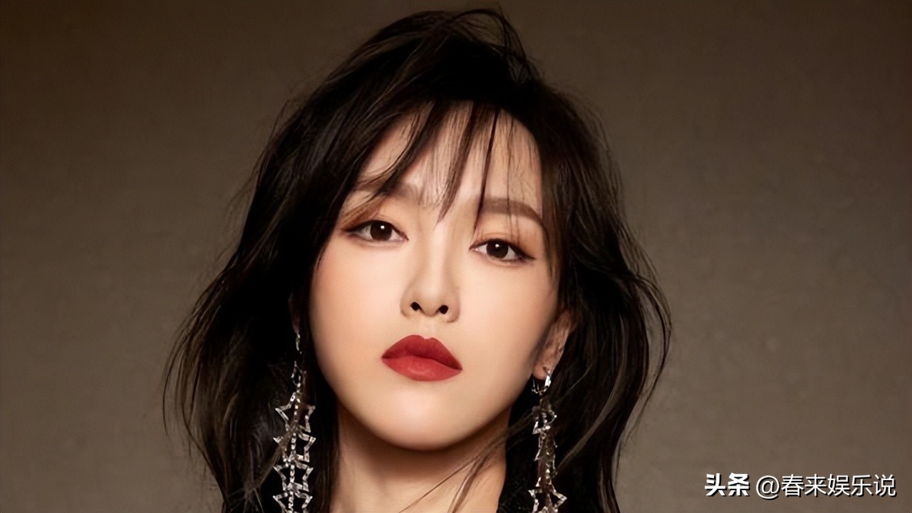 长得漂亮但不敢露额头的女星,额头宽的女演员