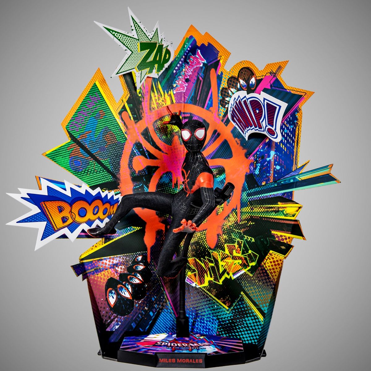 3头雕2套衣服，这个小黑蛛太好玩了：HotToys平行宇宙版迈尔斯