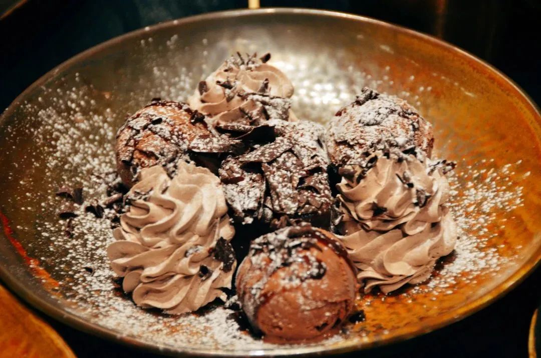 美食一条街打卡网红街,穿梭在美食街尝遍人间美食