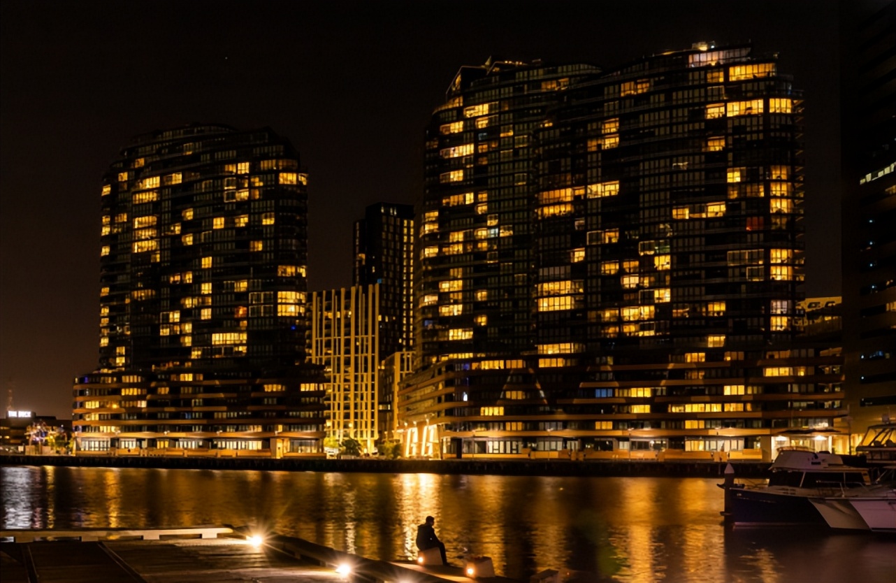 软件工程刚毕业月薪一般多少,软件工程专业进移动公司干什么