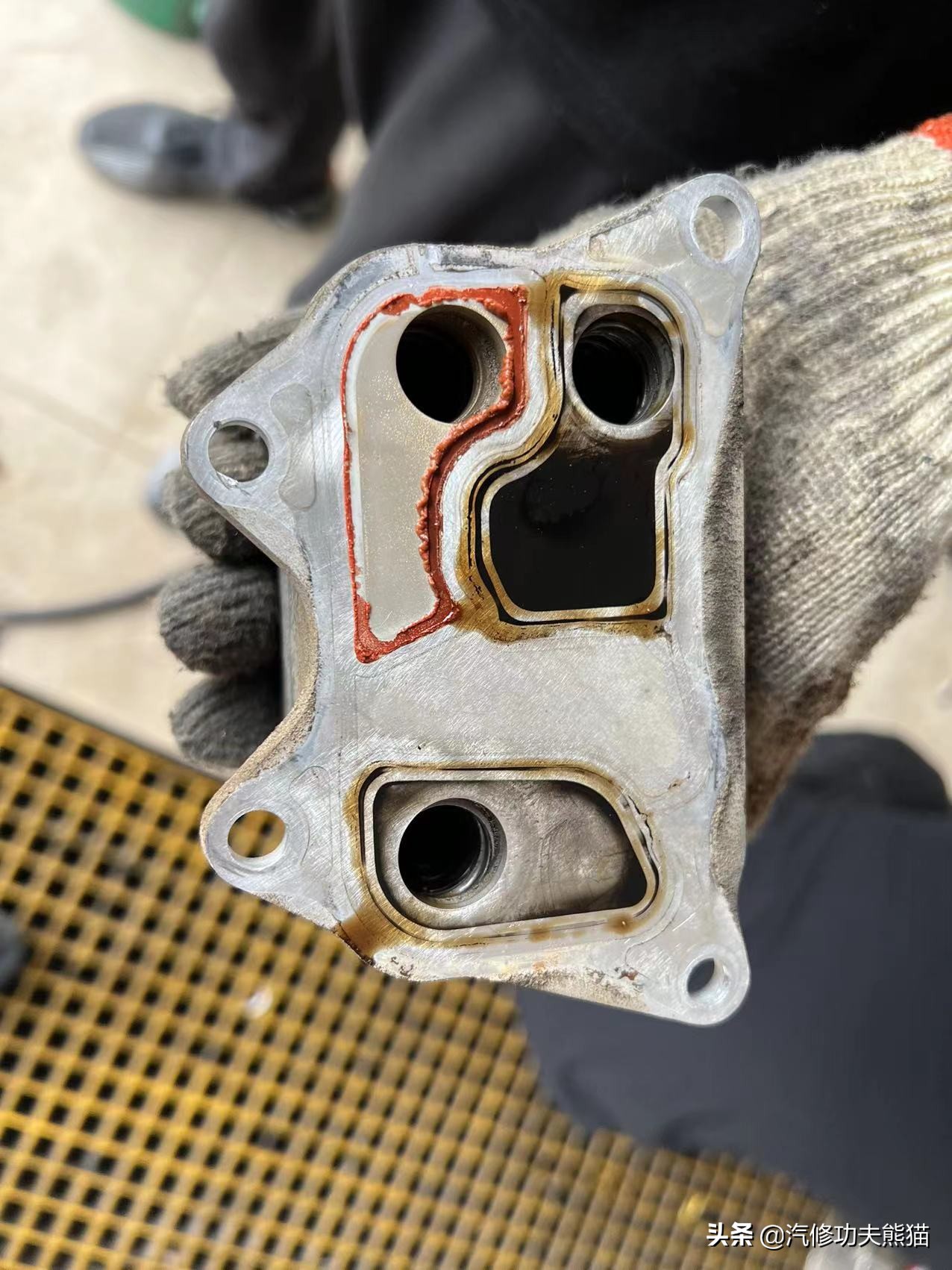 严谨的德国工人钣金修复,严谨的德国师傅修复事故车