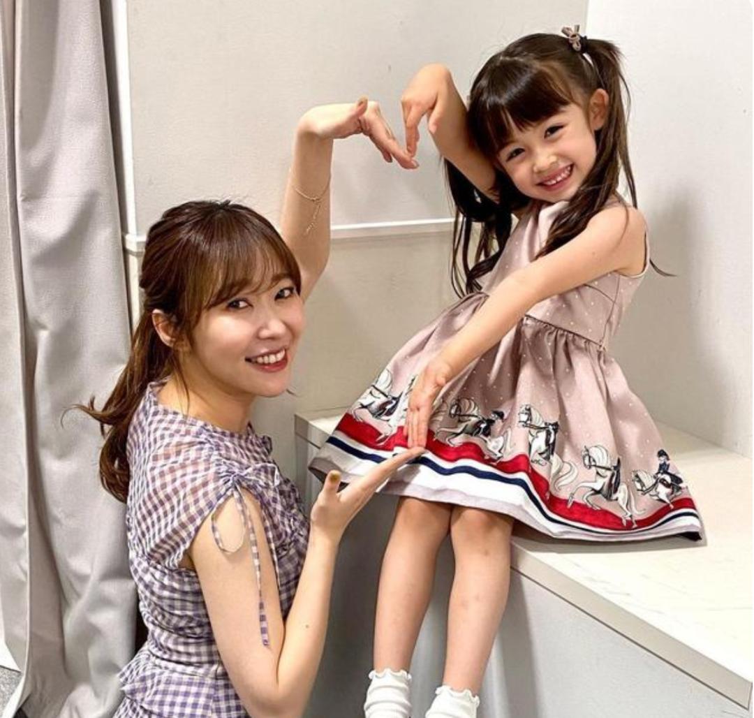 日本混血儿cos,六岁小姑娘cos花魁