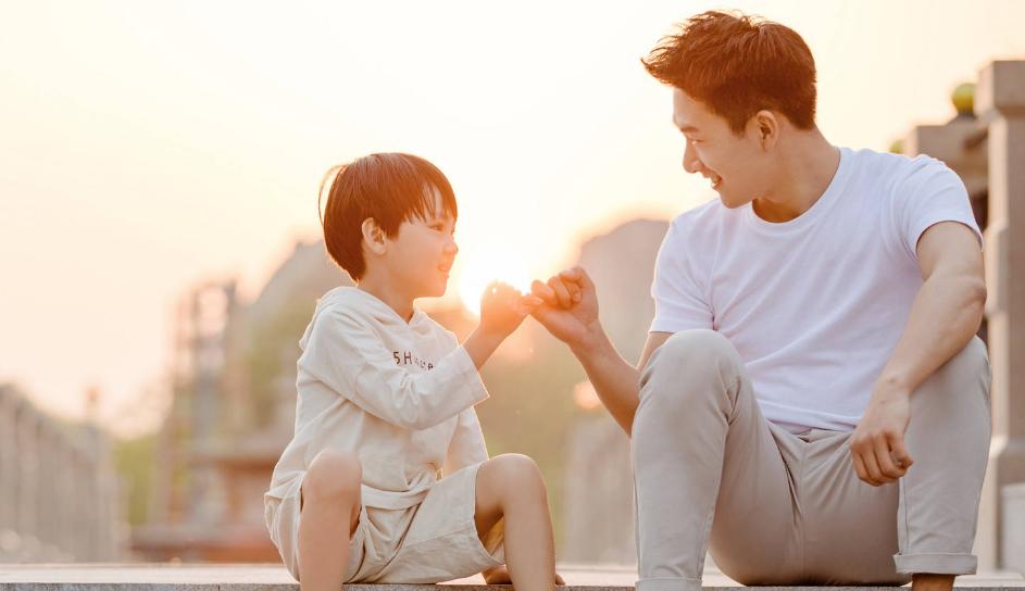 单亲家庭长大的孩子性格有问题,单亲家庭孩子两种人格