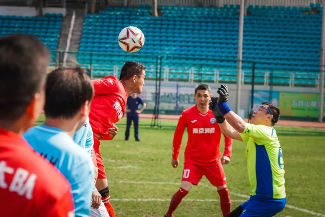 “蓝”骋绿茵“足”够精彩｜南京消防2023年“火焰蓝杯”五人制足球赛圆满落幕