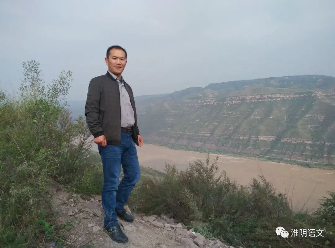 人必须有两把刷子,人生需要三把刷子作文