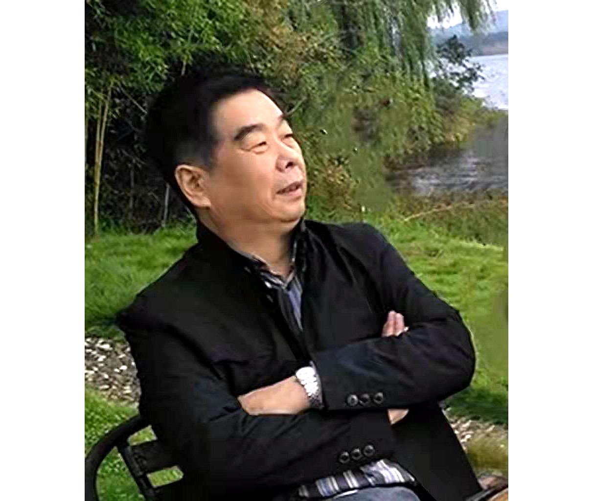 南师大校友作品特刊·散文篇｜徐陆：难忘的大坡，回不去的卫岗