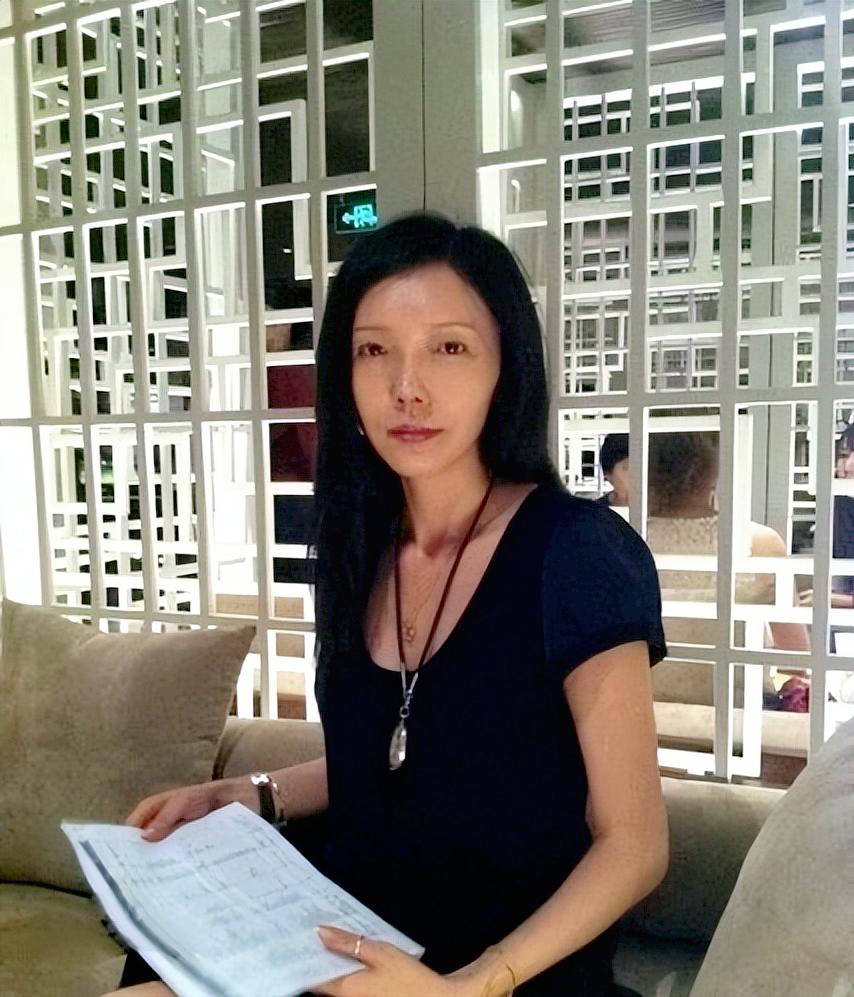 孙宁和王学兵离婚后有没有再婚,孙宁王学兵三段婚姻