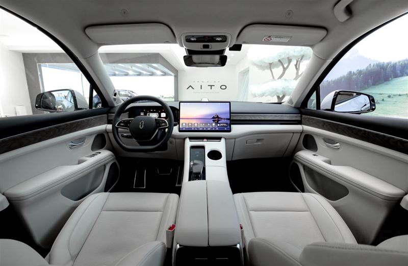 华为赋能的AITO问界M5,究竟有几分实力?