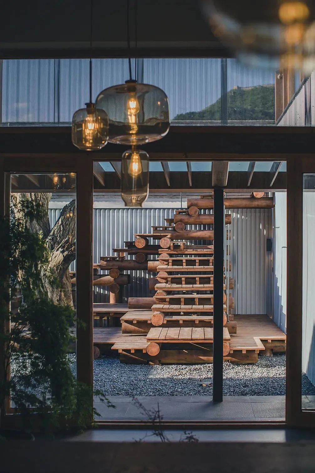 适合夏天避暑的地方民宿,贵阳市包吃住避暑酒店