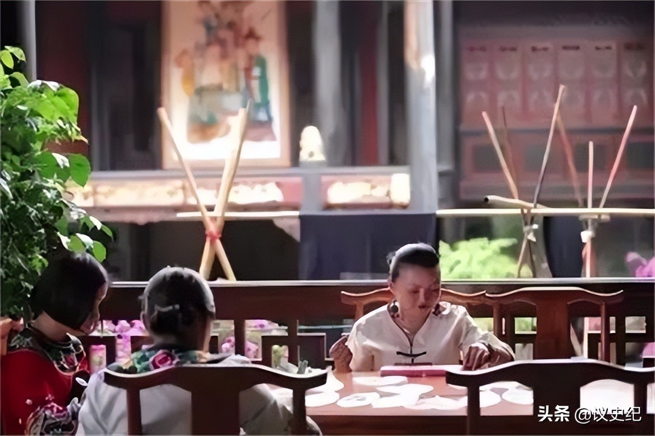 贵州女子一片叶子卖7000,贵州女子用树叶挣大钱