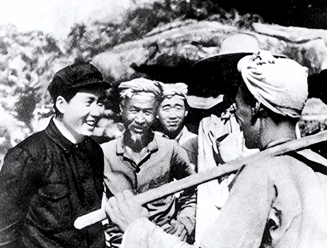 1942年宋庆龄给延安送去一台秤，毛主席连声称赞：这解决了大问题