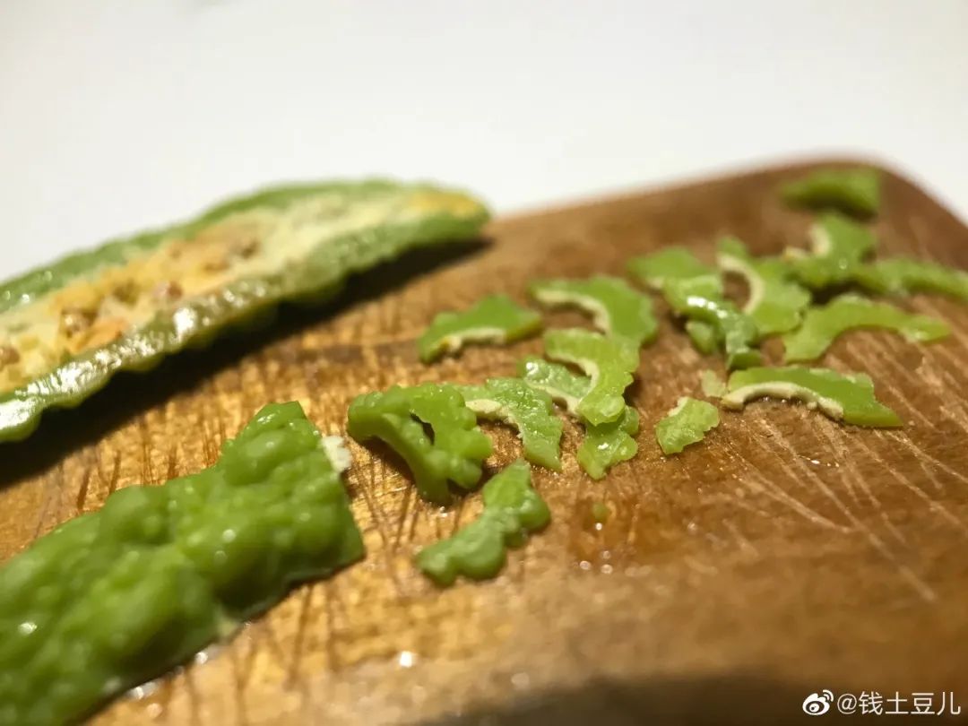 90后妈妈因造假走红,网红辣妈骗局