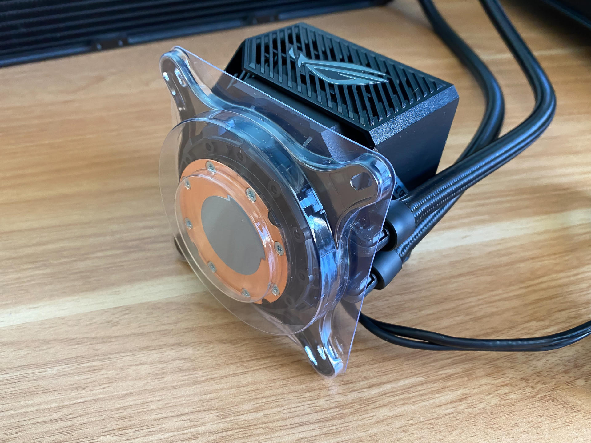 华硕tuf502机箱评测,tuf502弹药库风道布置教程