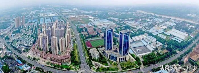 2021年，303.99亿！2022年，向未来！