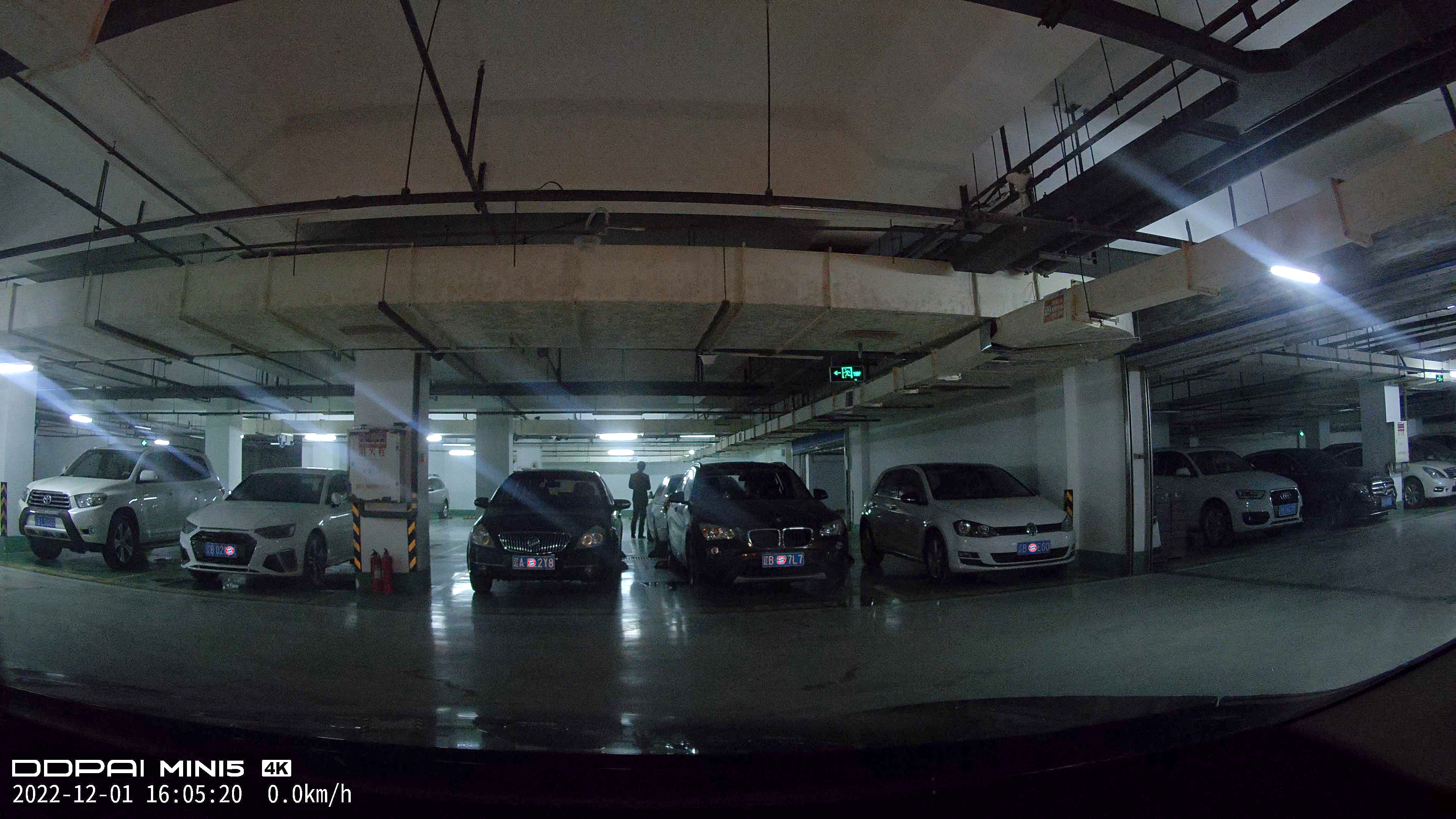 谁推荐下行车记录仪,真正的4k行车记录仪有哪些