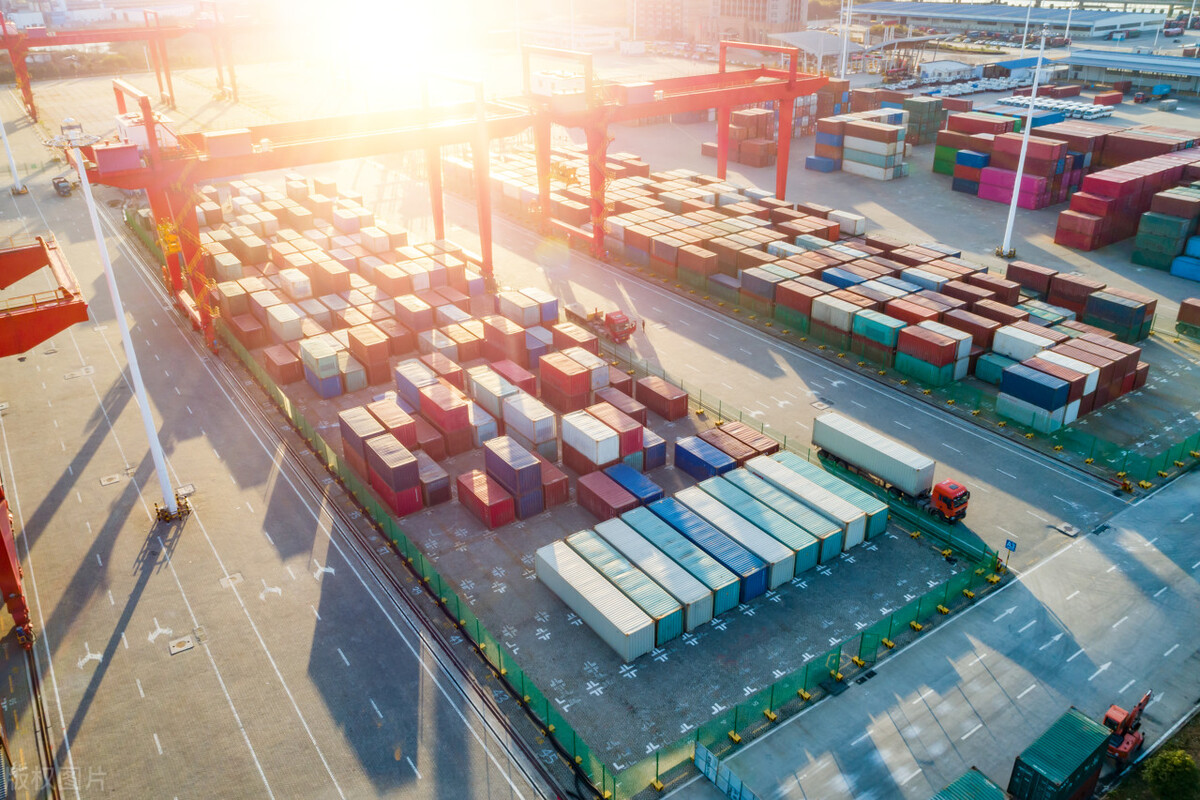 跨境物流业务费,跨境物流怎么算利润