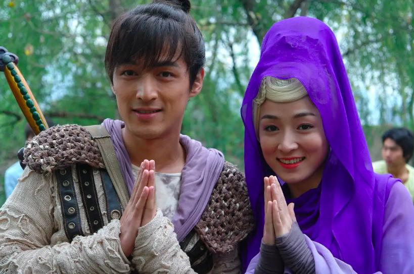 胡歌为什么听妈妈的话,胡歌妈妈说薛佳凝