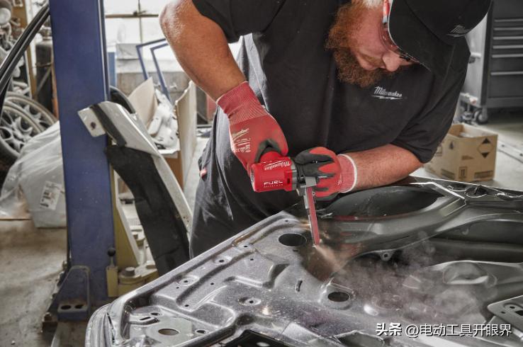 带带相传！美沃奇,MilwaukeeM12砂带机赏析