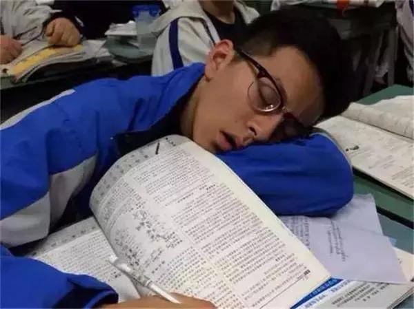 初二成绩差能上高中吗,初二成绩不好但又想考高中怎么办