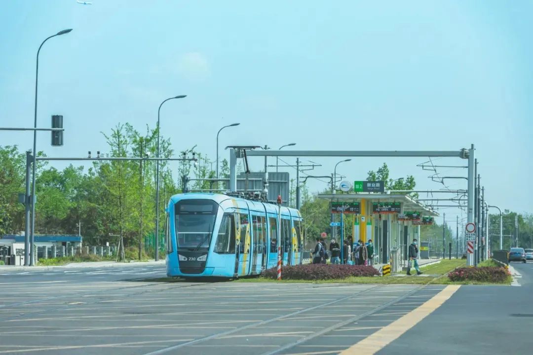 成都东边哪里好玩,成都东从哪个口进去