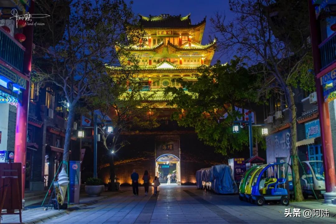 花费上亿打造的旅游城市,耗资100亿的古城