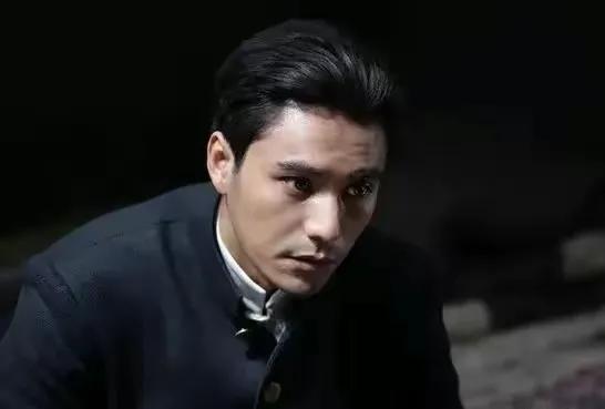 民国第一帅“周恩来”别硬演，有人尴尬凑数，有人爷青回