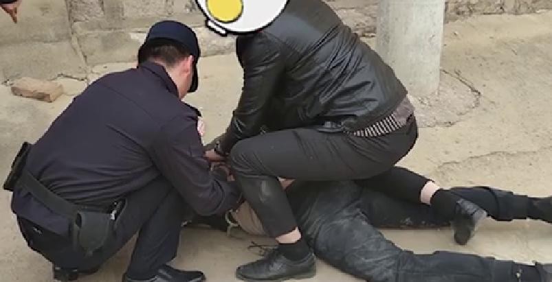 男子偷手机50元贱卖,男子网吧偷手机卖掉