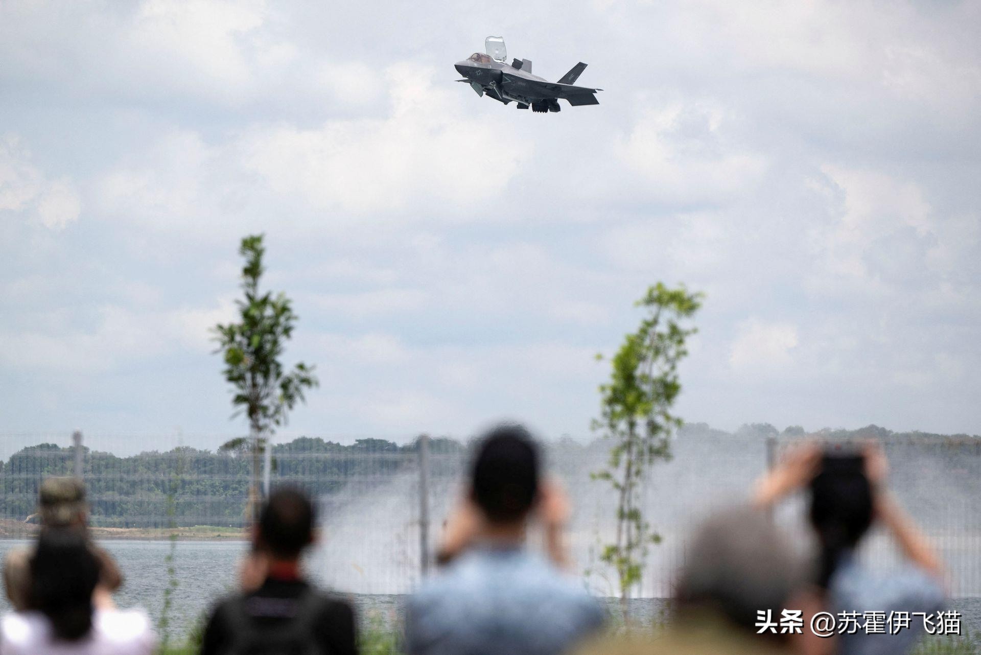 泰国购买f35,f35哪一个型号能够垂直起降