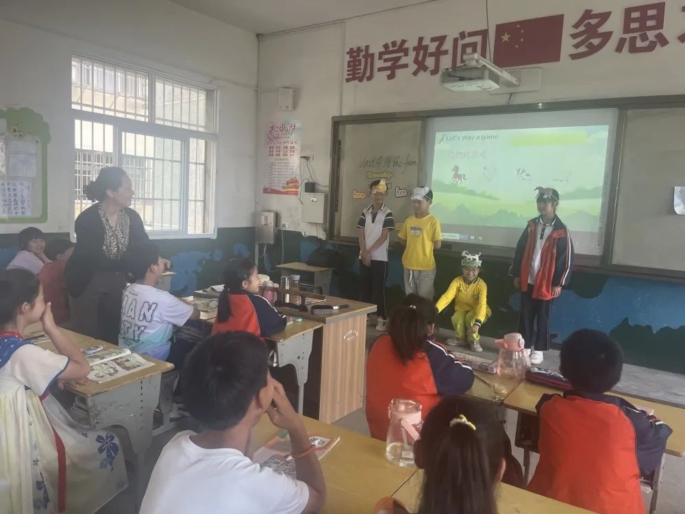 小学语文前沿课堂教学活动简报,智慧课堂小学语文观摩研讨会