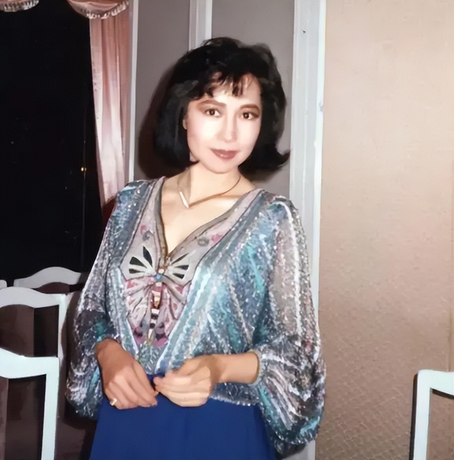 “女版007”狄娜：追求者为其险些自杀，她有着怎样的传奇人生？