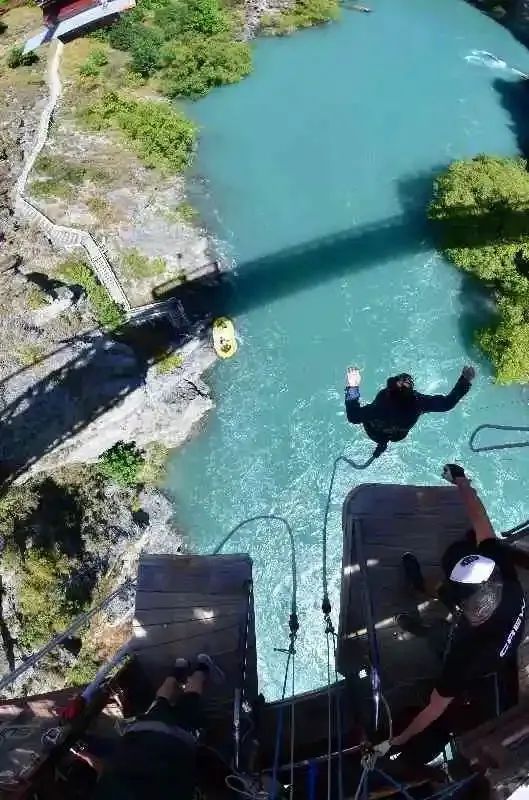 写给不被疫情束缚的心:用文字“云”游新西兰全境