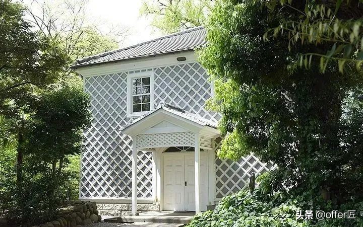 庆应义塾大学亚洲第一私立学府,庆应大学相当于世界哪所大学