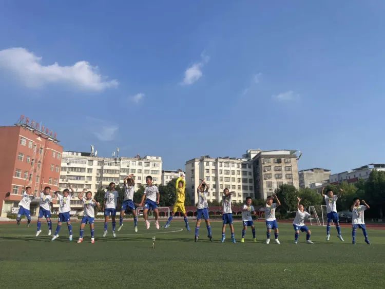 浠水县第二实验小学教联体,浠水县小学生足球开赛