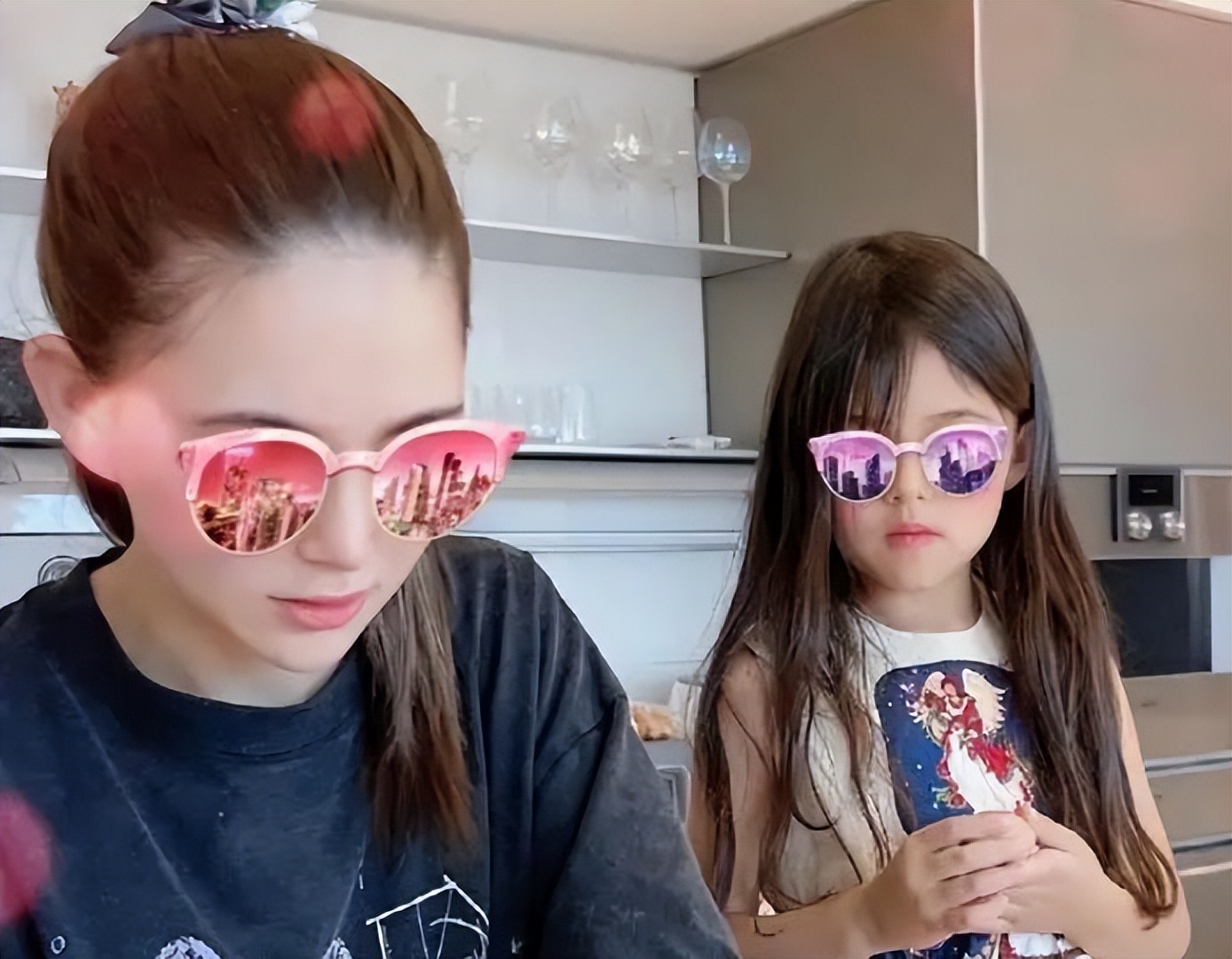 周杰伦被曝移民澳洲，豪宅位置曝光，早已为7岁女儿申请第二女校